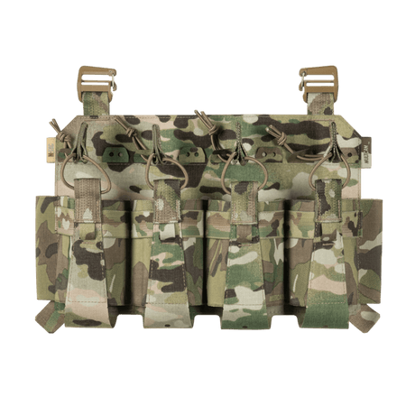M-Tac Frontpanel til Plate Carrier Cuirass QRS til 4 Magasiner i camouflage, designet til sikker mag opbevaring og hurtig omladning.
