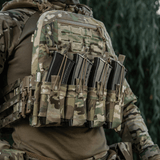 M-Tac Frontpanel til Plate Carrier Cuirass QRS til 4 Magasiner i brug