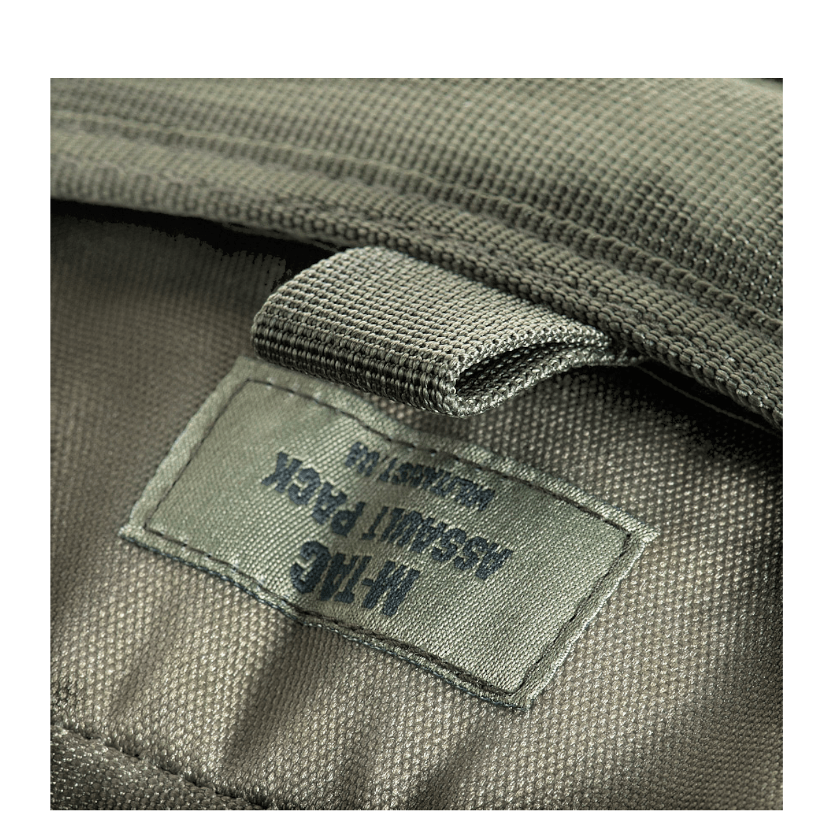 M-Tac Large Assault Pack Rygsæk Laser Cut med polstrede justerbare skulderremme og stor lomme med aktivt ventilerende membran.