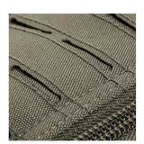 Nærbillede af M-Tac Large Assault Pack Rygsæk Laser Cut med MOLLE-fastgørelsessystem i laser cut design.