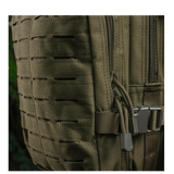 M-Tac Large Assault Pack Rygsæk Laser Cut med lynlås og MOLLE-fastgørelsessystem, detalje af sidelomme.