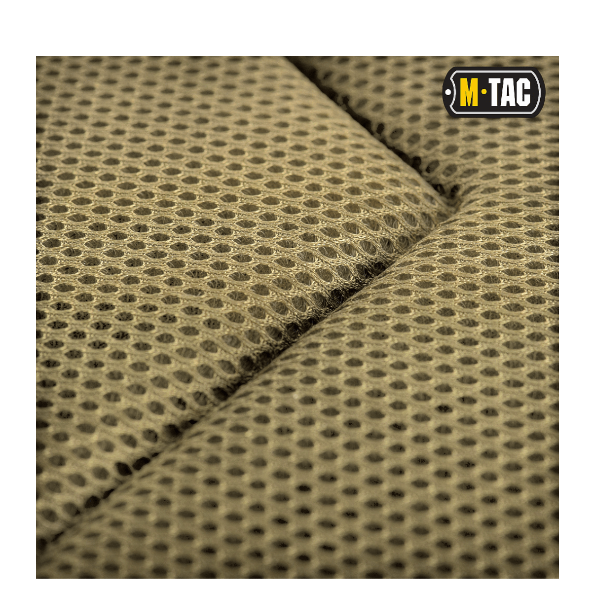 Detalje af netmateriale på M-Tac Large Assault Pack Rygsæk for åndbar komfort og holdbarhed.