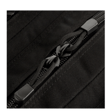 Lukkemekanisme på M-Tac Large Assault Pack Rygsæk med to store lynlåslommer.