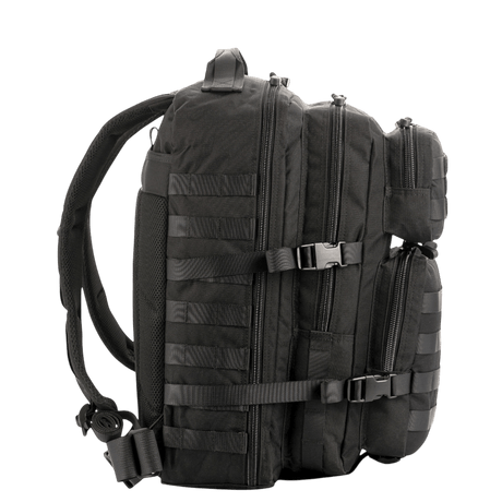 M-Tac Large Assault Pack Rygsæk med MOLLE-system og ekstra lommer, set fra siden, sort farve.
