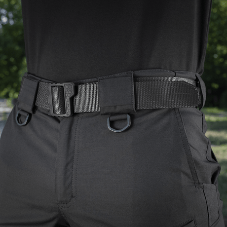 M-Tac Shorts Aggressor Gen.II Flex i sort rip-stop materiale med taktisk design, ideelle til både træning og fritid.
