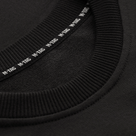 M-Tac Pullover 4 Seasons med rund hals i strækbart stof, perfekt til hverdag og taktisk brug. Materiale: 95% bomuld, 5% elastan.