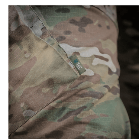 M-Tac Feltbukser NYCO med camouflagemønster, fremstillet af slidstærkt NYCO-stof til holdbarhed og åndbarhed.