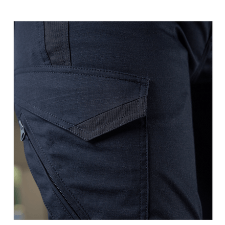 Nærbillede af M-Tac Bukser Aggressor Dame Flex med Teflon-impregnering til vandafvisning og snavsbeskyttelse.