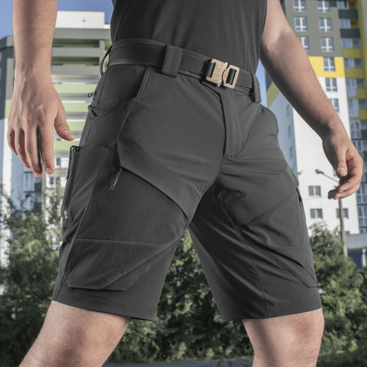 M-Tac Shorts Rubicon Flex - mørkegrønne cargo-shorts med praktiske lommer og 4-vejs stretch, ideel til sommerbrug.