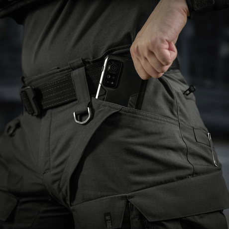 M-Tac Bukser STURM NyCo Extreme Gen.II med telefonlomme og taktisk design i slidstærke materialer til optimal funktionalitet.