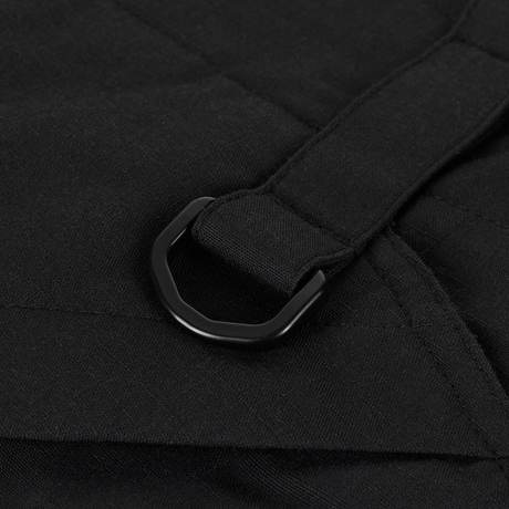 Detalje af bæltestrop på taktiske M-Tac Bukser STURM NyCo Extreme Gen.II i sort nylon og bomuldsmateriale.