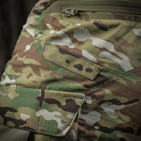 M-Tac Bukser STURM NyCo Extreme Gen.II med camouflage design, fremhæver komfort og holdbarhed under forskellige forhold.