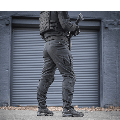 M-Tac Bukser Army NYCO Extreme i sort, holdbar og åndbar med elastiske detaljer. Perfekte til udendørs aktiviteter og militært brug.