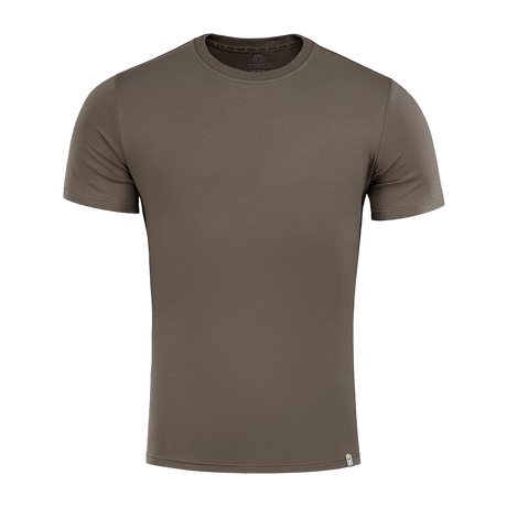 M-Tac T-shirt 93/7 Summer i lysebrun farve, ideelt til hverdagsbrug og varme sommerdage, lavet af 93% bomuld og 7% elastan.