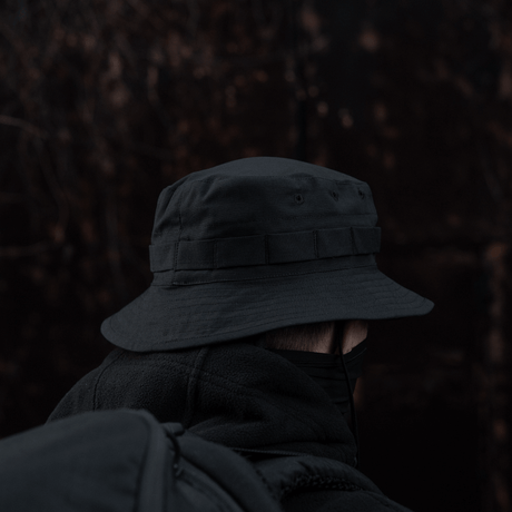 M-Tac Panama Rip-Stop hat i sort, inspireret af Boonie-model, med semi-stiv skygge, ventilationshuller og snor til fastgørelse i blæsevejr