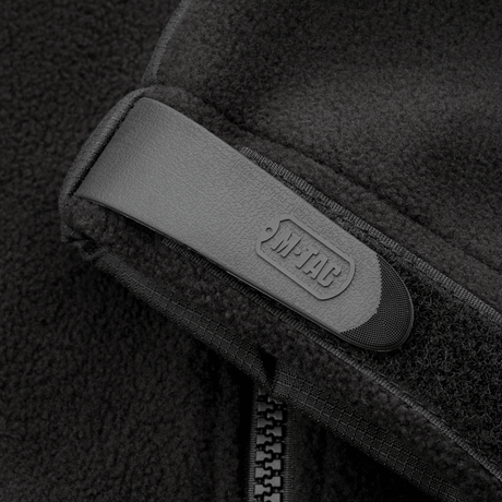 Detalje af M-Tac Alpha Microfleece Jakke Gen.II med slidstærkt fleece og nylonforstærkning, ideel til taktiske og udendørs brug.