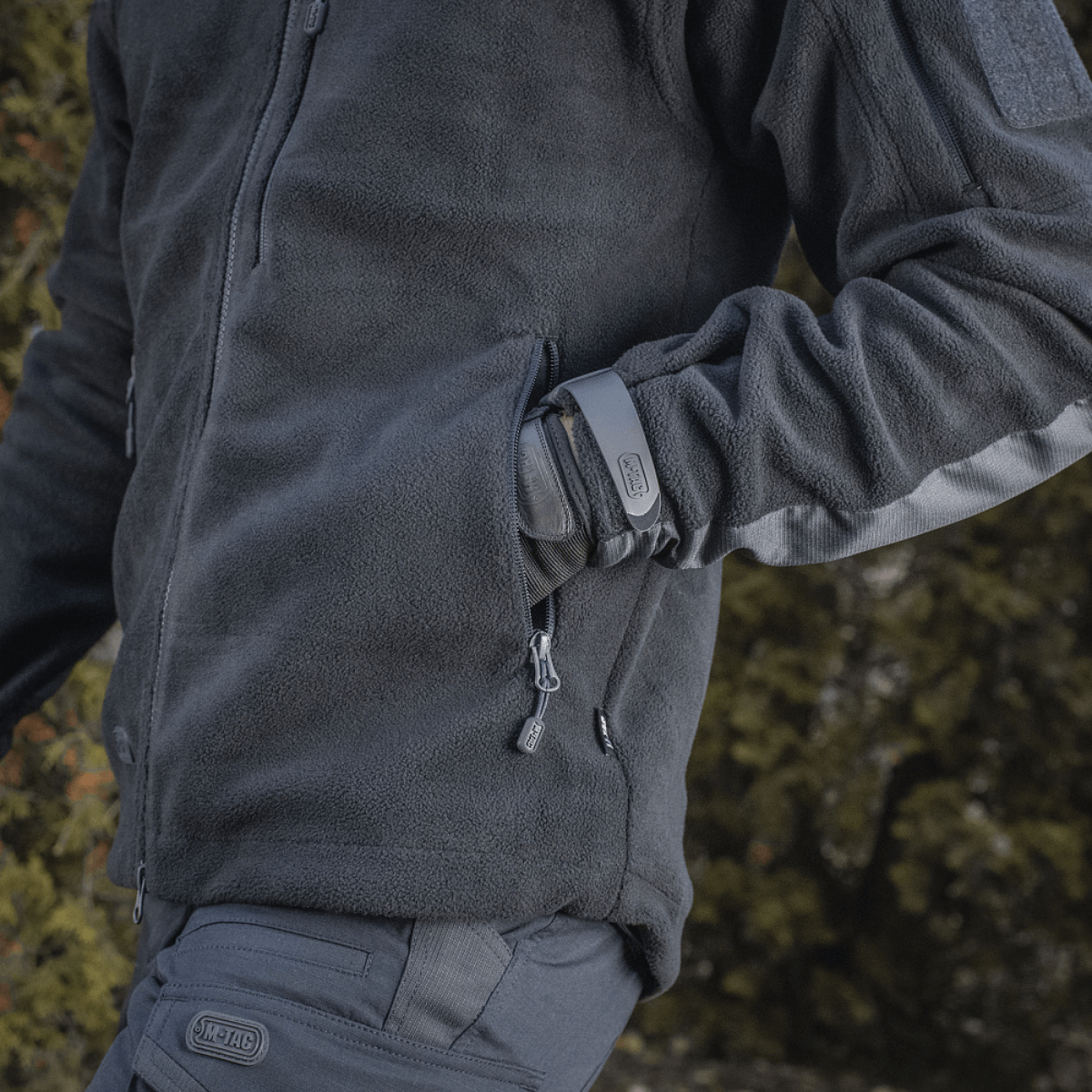 M-Tac Alpha Microfleece Jakke Gen.II, avanceret fleecejakke til taktisk brug og outdoor-aktiviteter, ECWCS tredje lag, holdbar og varm.