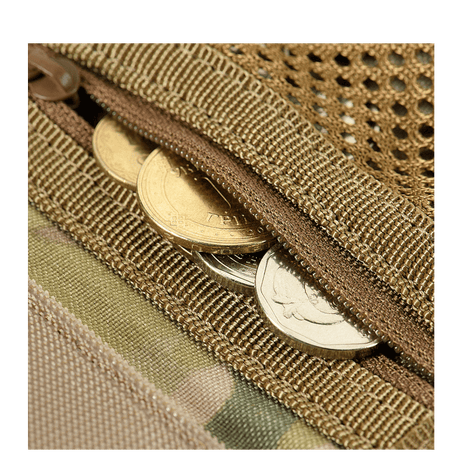 M-Tac Pung med Patch Panel Elite Gen. II med lynlåslomme til småpenge, lavet af slidstærkt Oxford og Cordura 500D materiale.