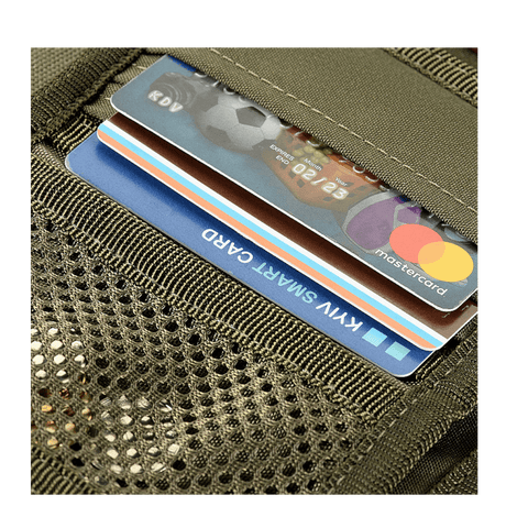 M-Tac Pung med Patch Panel Elite Gen. II i slidstærkt materiale med lommer til kort og småpenge.