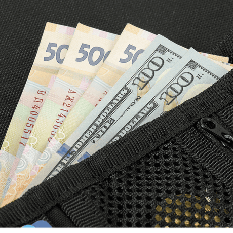 M-Tac Pung med Patch Panel Elite Gen. II med sedler i netlommer til kontanter og lynlås på oxford- og cordura-fremstillet pung