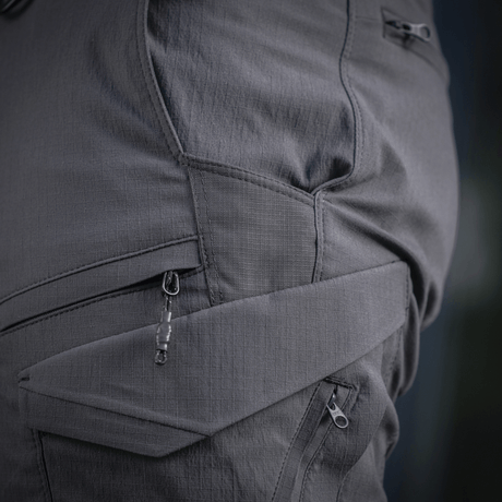 M-Tac Aggressor Summer Flex Shorts med flere lommer i Flex Rip-Stop stof, ideel til udendørs aktiviteter.