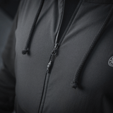 Detaljebillede af M-Tac Pilgrim Bomberjakke med lynlås, viser den stilfulde og holdbare jakke til hverdagsbrug og aktiv sport.