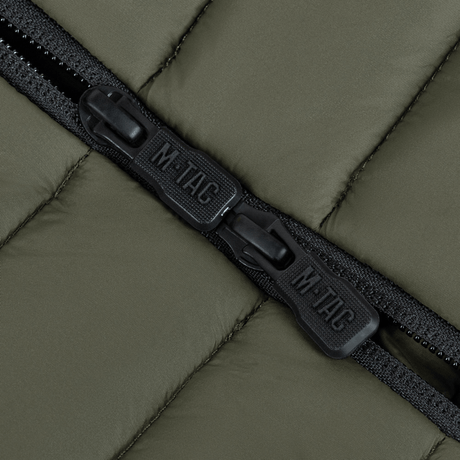 M-Tac Stalker Gen.III Jakke med YKK lynlåse og nylonoverflade for optimal bevægelsesfrihed og komfort i kolde temperaturer.