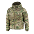 M-Tac Alpha Gen.IV Pro Primaloft Vinterjakke i originalt Multicam design, holdbar, vandafvisende og ideel til koldt vejr ned til -20°C