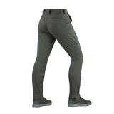 M-Tac Bukser Aggressor Summer Flex Dame i olivengrøn, viser bagfra, komfortable og funktionelle til taktik eller aktiv fritid.