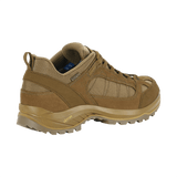 M-Tac Sneakers Tactical Demi-Season Pro Line i suede og Cordura med Vibram-sål, designet til komfort og holdbarhed under alle taktiske aktiviteter.