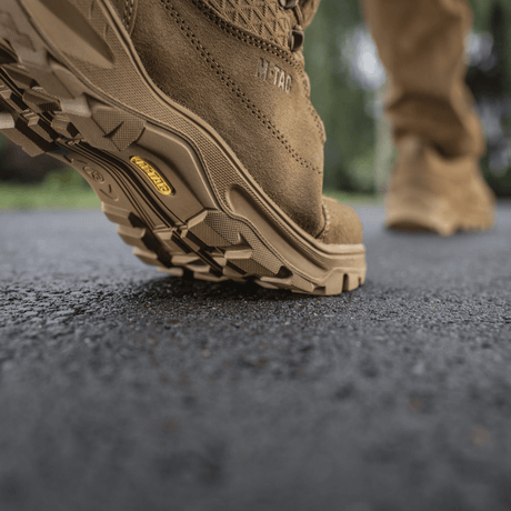 M-Tac Tactical Sneakers Patrol R Vent i ruskind med skridsikker sål, ideel til trekking og outdoor-aktiviteter.