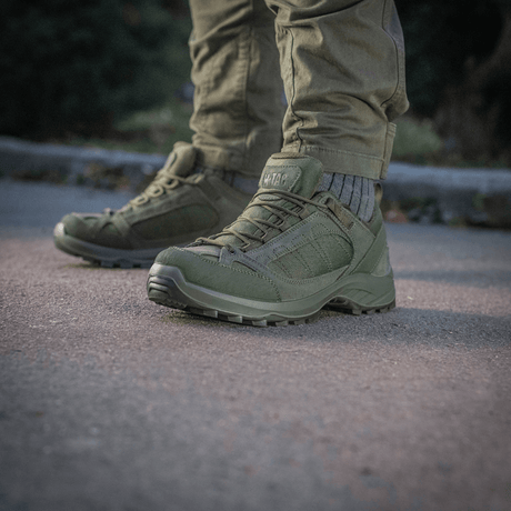 Tactical Sneakers Demi-Season – Let og komfortabel i naturlæder og Cordura til trekking og outdoor-aktiviteter, gummiforstærket tå og hæl.