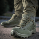 Tactical Sneakers Demi-Season – Let og komfortabel til trekking og outdoor, i naturlæder og Cordura, set på fod udendørs