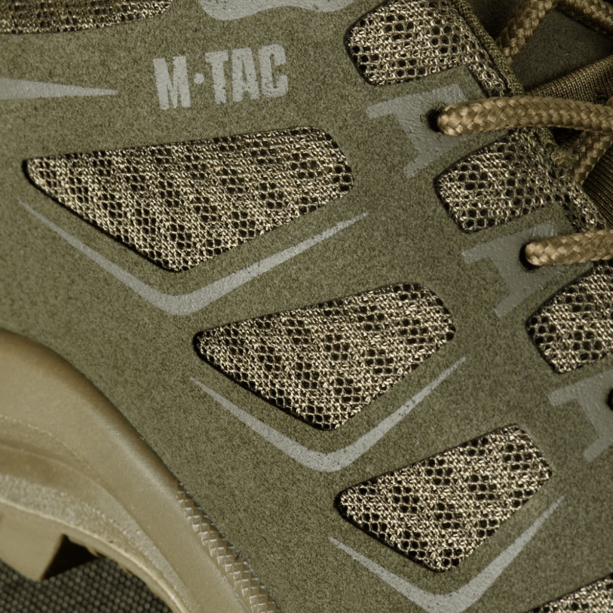 M-Tac Tactical Sneakers IVA detalje med åndbart mesh og syntetisk nubuck til beskyttelse og ventilation, ideel til outdoor-aktiviteter.