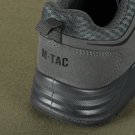 M-Tac Tactical Sneakers IVA med forstærket tå og hæl, ideelle til hverdag og outdoor-aktiviteter, lette og ventilerede til sommerbrug.