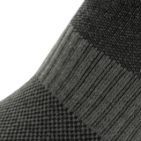 Nærbillede af M-Tac Sokker Mk.1 med elastisk rib for komfort og støtte under aktiviteter