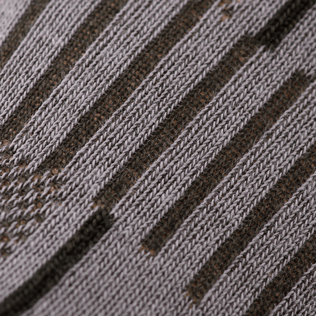 Nærbillede af M-Tac Letvægtssokker Mk.3 med ergonomiske og åndbare materialer, perfekte til sommer trekking og daglig brug.