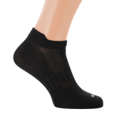 M-Tac Let Sportsokker i sort til løb og udendørsaktiviteter, ergonomisk design med åndbart materiale for optimal komfort.