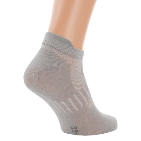 M-Tac Let Sportsokker designet til løb, kort ankelhøjde, åndbart materiale, perfekt til udendørsaktiviteter, beige farve.