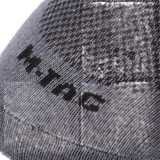 Nærbillede af M-Tac Let Sportsokker i åndbart materiale, ideel til løb og udendørsaktiviteter, med ergonomisk design og tætsiddende elastisk kant.