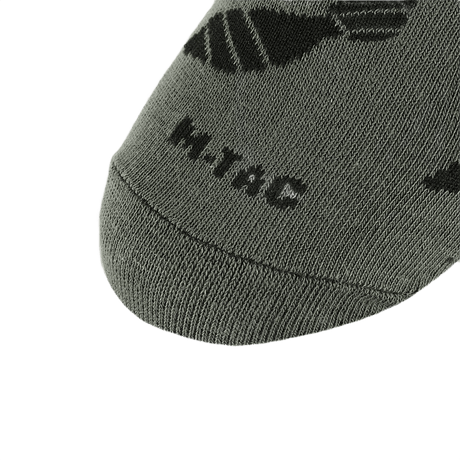 M-Tac Let Sommersokker Morter Bomber kort sok i let og åndbart materiale med unik Morter Bomber-mønster til mænds sport og fritid.