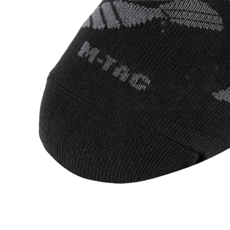 M-Tac Let Sommersokker Morter Bomber sok, ergonomisk design, sort, nærbillede af mønsteret.