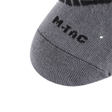 M-Tac Let Sommersokker Morter Bomber i gråt design for mænd, perfekt til sport og udendørs aktiviteter i varmt vejr.