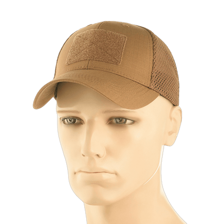 M-Tac Baseball Cap Ripstop Elite Flex i brun farve på mannequin, viser detaljerne i design og mesh sider for ekstra ventilation.