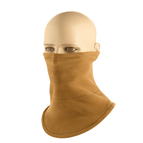 M-Tac Polartec Anatomic Tube Scarf i brug som ansigtsmaske, lavet af Polartec® Micro Series fleece til beskyttelse mod kulde og vind.