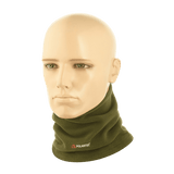 M-Tac Polartec Lang Tubehalstørklæde i oliven, bæres som halsrør på en mannequin, ideel til koldt vejr og udendørs aktiviteter.