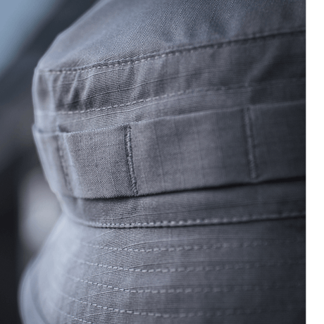 Nærbillede af M-Tac Panamahat Gen. II Flex Rip-Stop i slidstærkt rip-stop stof, perfekt til hverdagsbrug i varme sæsoner.