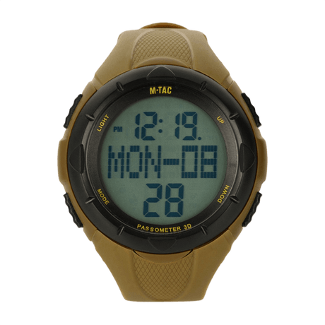 M‑Tac Taktisk Ur med Pedometer i digital visning, perfekt til sport og udendørs aktiviteter, med funktioner som skridttæller og kalorietæller.