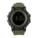M‑Tac Taktisk Adventure Ur med mange funktioner, robust urkasse i polycarbonat, altimeter, barometer, termometer, vandafvisende design.