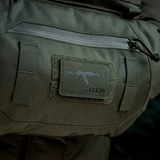 M-Tac AKM 7,62x39 Laser Cut Patch fastgjort til rygsæk med Velcro, taktisk design i Cordura 500D, symboliserer AKM 7,62x39, holdbar udendørs brug.